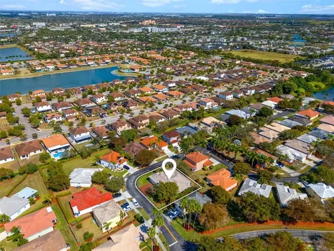 2570 SE 4th Place Homestead FL 33033