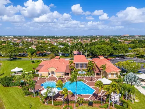2570 SE 4th Place Homestead FL 33033