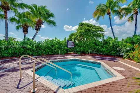 2570 SE 4th Place Homestead FL 33033