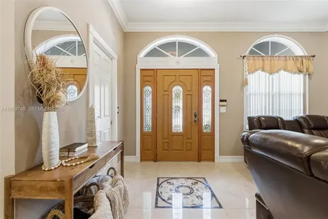 2570 SE 4th Place Homestead FL 33033