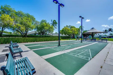 2570 SE 4th Place Homestead FL 33033
