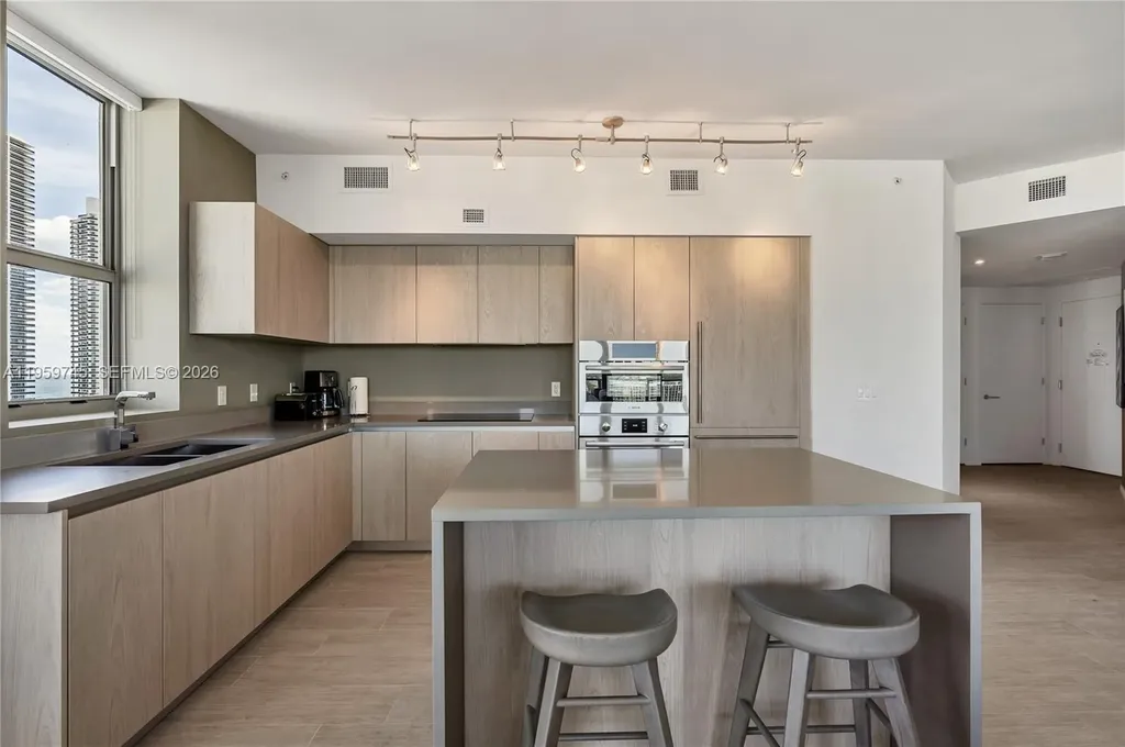 4010 S Ocean Drive Hollywood FL 33019