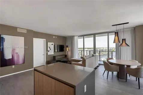 4010 S Ocean Drive Hollywood FL 33019
