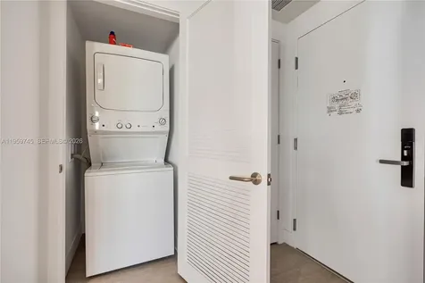 4010 S Ocean Drive Hollywood FL 33019