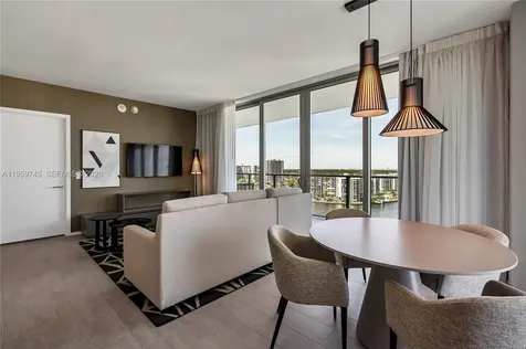 4010 S Ocean Drive Hollywood FL 33019