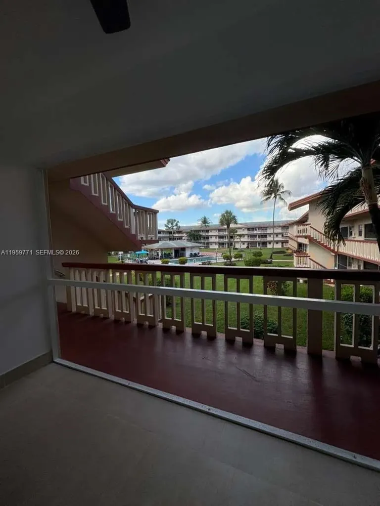 5300 Washington Street Hollywood FL 33021