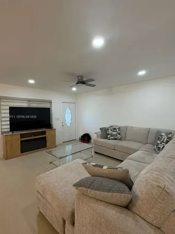 5300 Washington Street Hollywood FL 33021