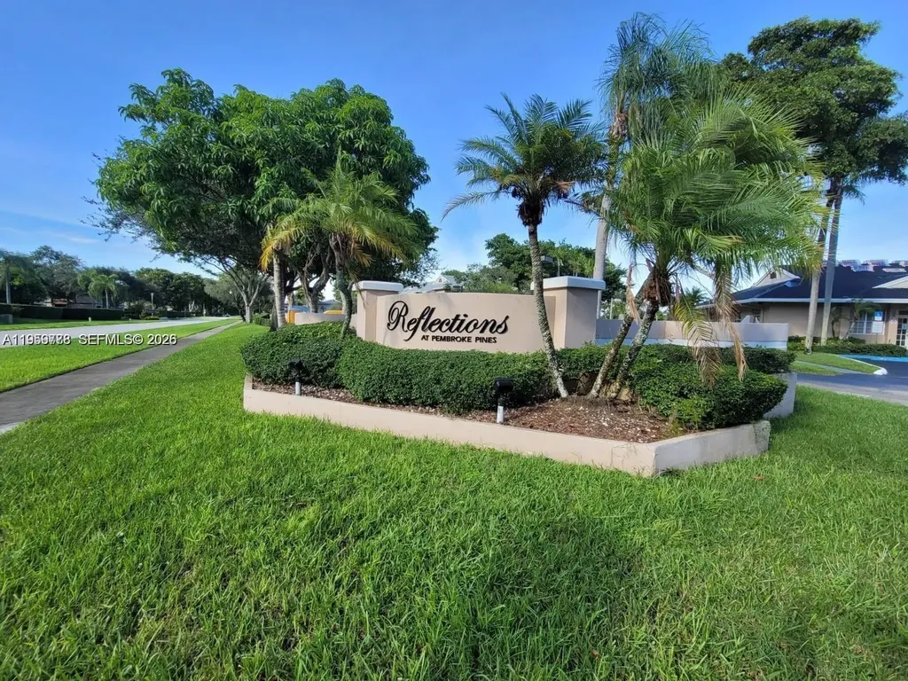 2301 NW 96th Terrace Hollywood FL 33024