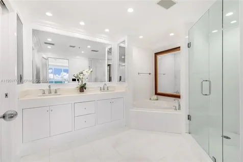 1900 Sunset Harbour Drive Miami Beach FL 33139