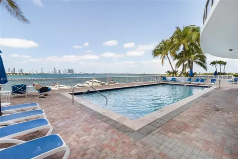 1900 Sunset Harbour Drive Miami Beach FL 33139