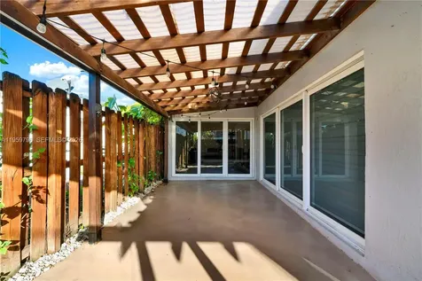 14600 SW 124th Place Miami FL 33186