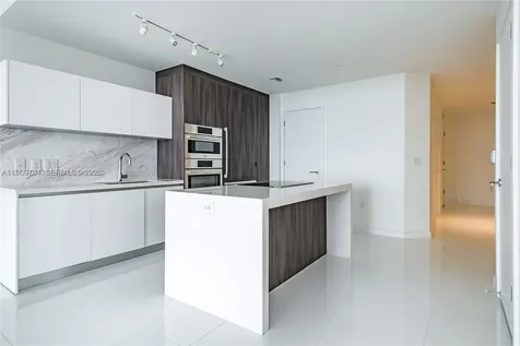851 NE 1st Avenue Miami FL 33132