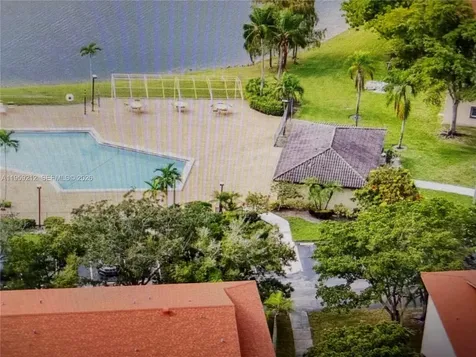 1100 SW 130th Avenue Pembroke Pines FL 33027