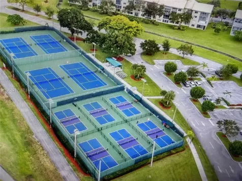 1100 SW 130th Avenue Pembroke Pines FL 33027