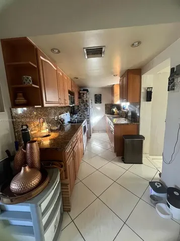 1701 NE 180th Street North Miami Beach FL 33162