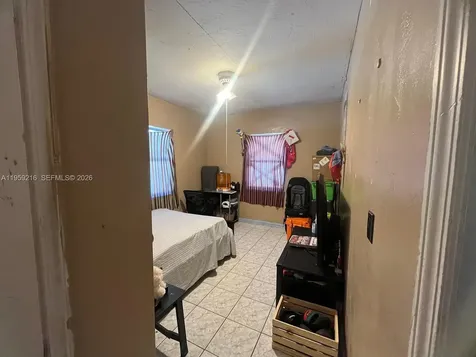 1701 NE 180th Street North Miami Beach FL 33162