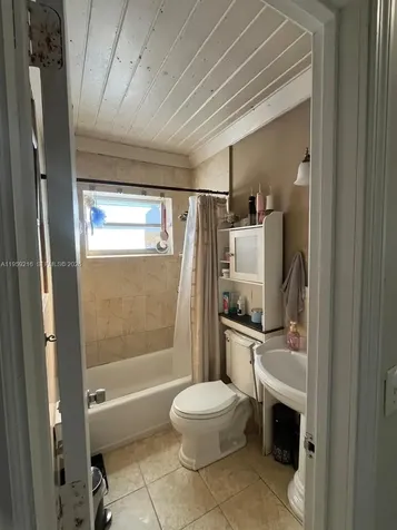 1701 NE 180th Street North Miami Beach FL 33162