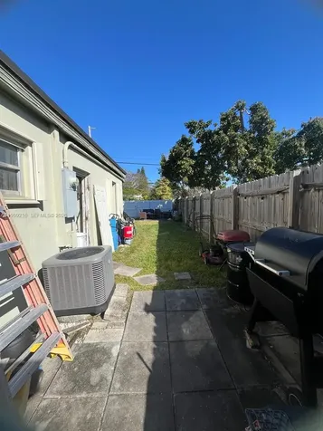 1701 NE 180th Street North Miami Beach FL 33162
