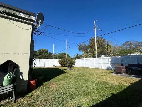 1701 NE 180th Street North Miami Beach FL 33162