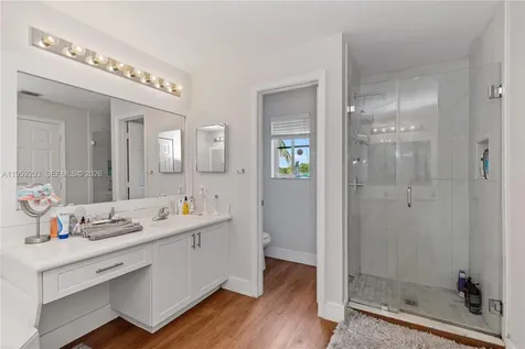 1095 Chenille Circle Weston FL 33327
