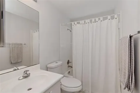 1095 Chenille Circle Weston FL 33327