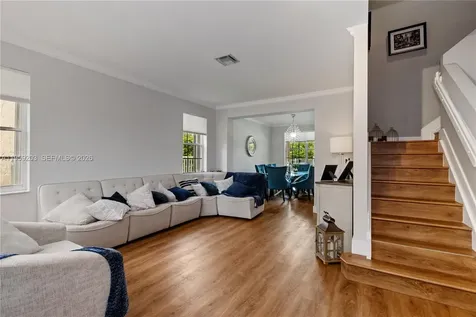 1095 Chenille Circle Weston FL 33327