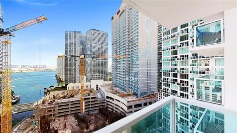31 SE 5th Street Miami FL 33131