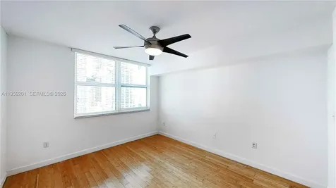 31 SE 5th Street Miami FL 33131