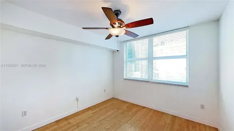 31 SE 5th Street Miami FL 33131