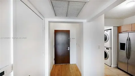 31 SE 5th Street Miami FL 33131