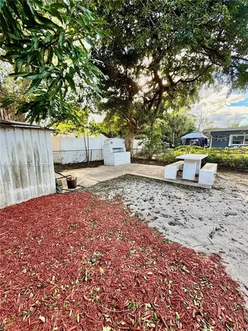518 NW 47th Court Oakland Park FL 33309