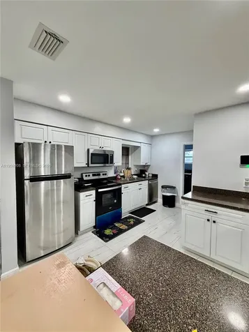 518 NW 47th Court Oakland Park FL 33309