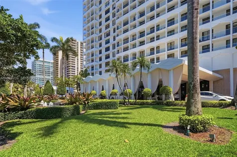 9801 Collins Avenue Bal Harbour FL 33154