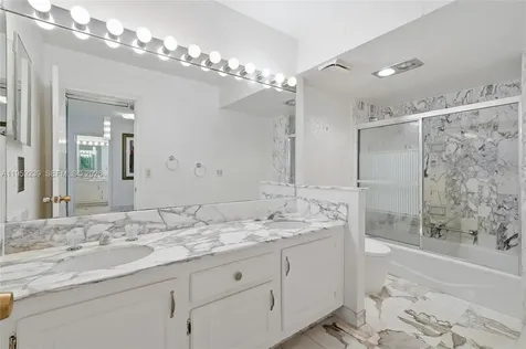 9801 Collins Avenue Bal Harbour FL 33154