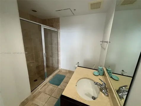18201 Collins Avenue Aventura FL 33160