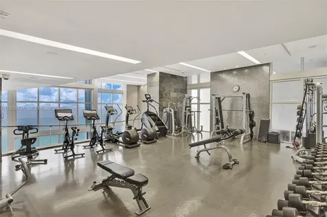 18201 Collins Avenue Aventura FL 33160