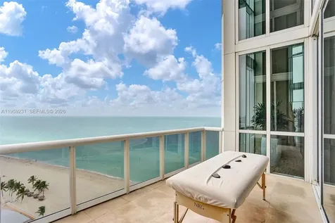 18201 Collins Avenue Aventura FL 33160