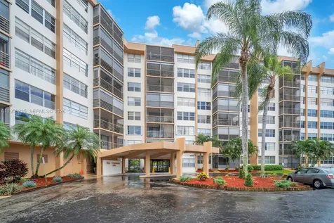 1200 Saint Charles Place Pembroke Pines FL 33026