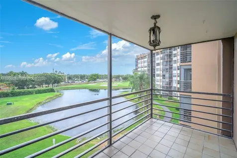 1200 Saint Charles Place Pembroke Pines FL 33026