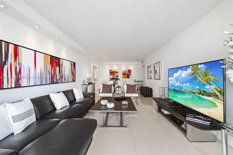 19390 Collins Avenue Sunny Isles Beach FL 33160