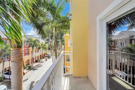 2318 Vintage Drive Lighthouse Point FL 33064