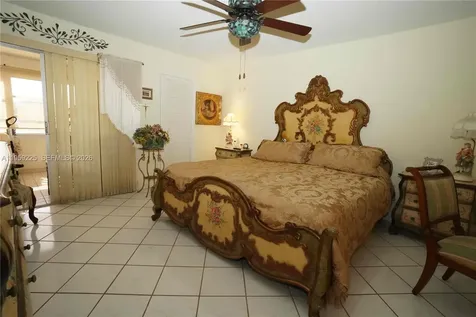 226 Wellington G West Palm Beach FL 33417