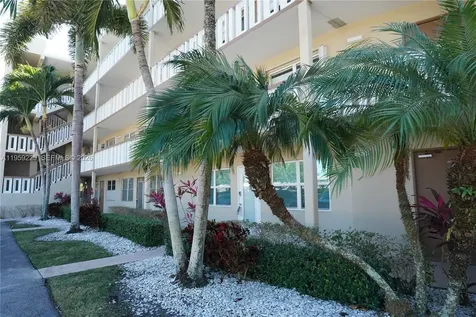226 Wellington G West Palm Beach FL 33417