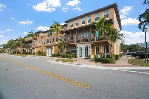 14774 SW 10th Street Pembroke Pines FL 33027