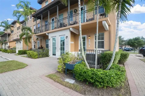 14774 SW 10th Street Pembroke Pines FL 33027
