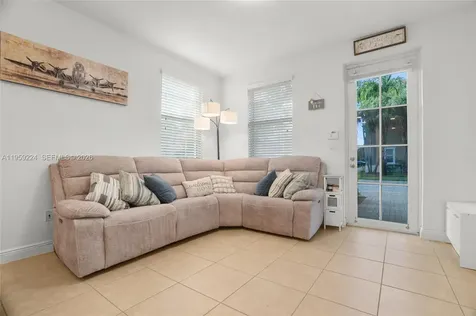 14774 SW 10th Street Pembroke Pines FL 33027