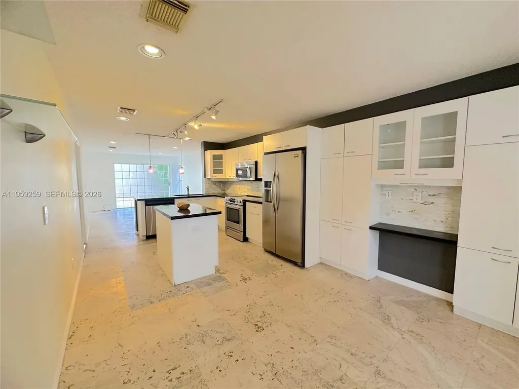 1115 River Birch Street Hollywood FL 33019