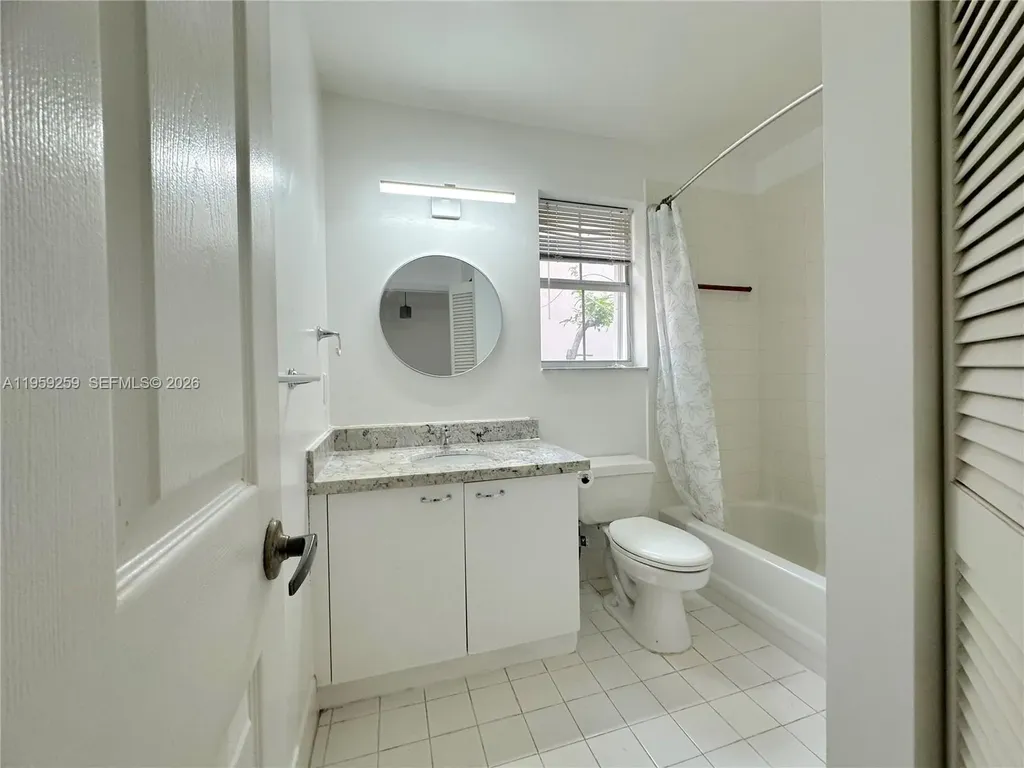 1115 River Birch Street Hollywood FL 33019