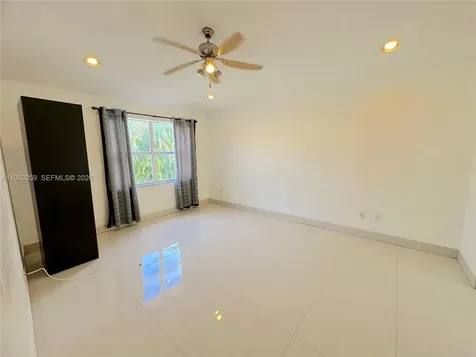 1115 River Birch Street Hollywood FL 33019