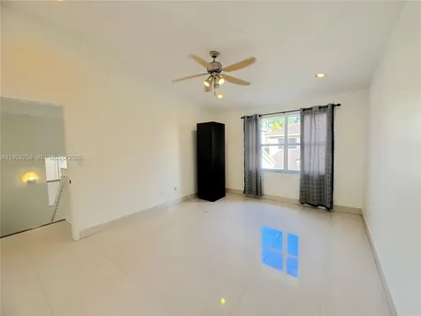 1115 River Birch Street Hollywood FL 33019
